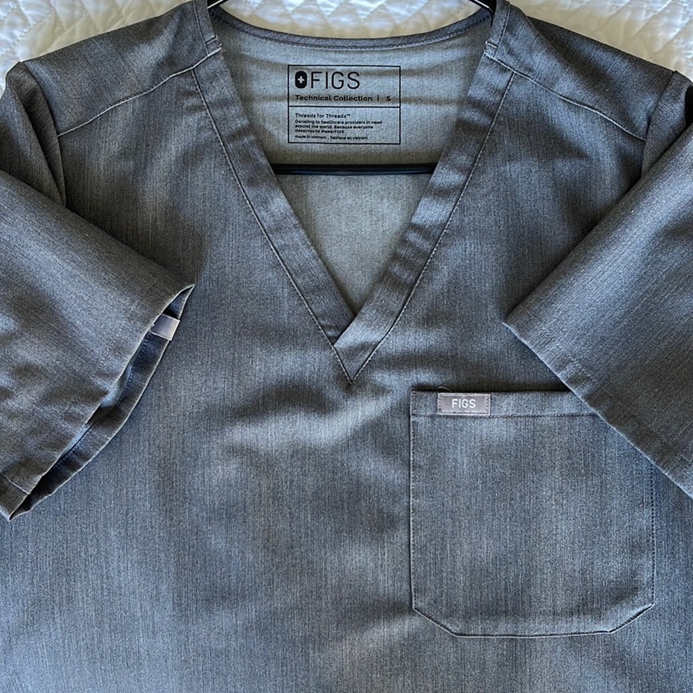 Lightly Used Figs Single Pocket Top